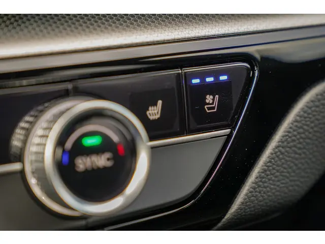 Honda CR-V 2.0i e:PHEV ADVANCE TECH 2025 Hybride Benzine 31