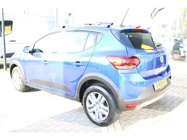Dacia Sandero TCe 90 Expression 2023 Benzine 8