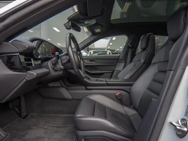 Porsche Taycan Cross Turismo 4S 93 kWh 2022 Elektrisch 21