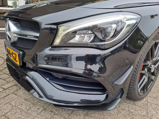 Mercedes-Benz CLA AMG 45 4MATIC 2016 Benzine 21