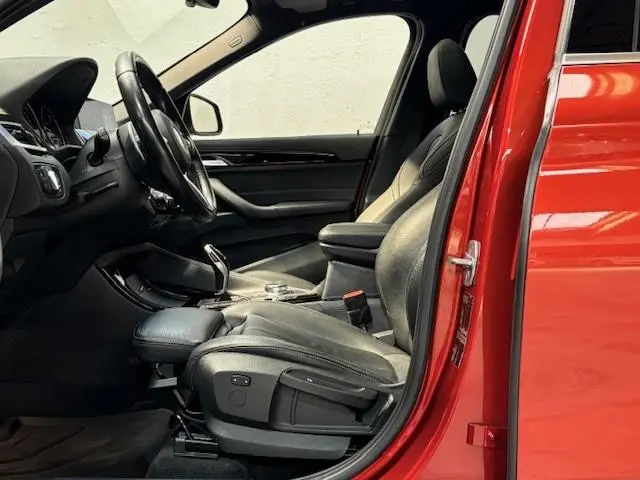 BMW X1 sDrive20i Orange Edition II 2018 Benzine 15