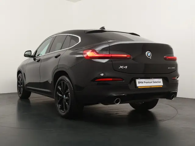BMW X4 xDrive20i High Executive Edition 2021 Benzine 10