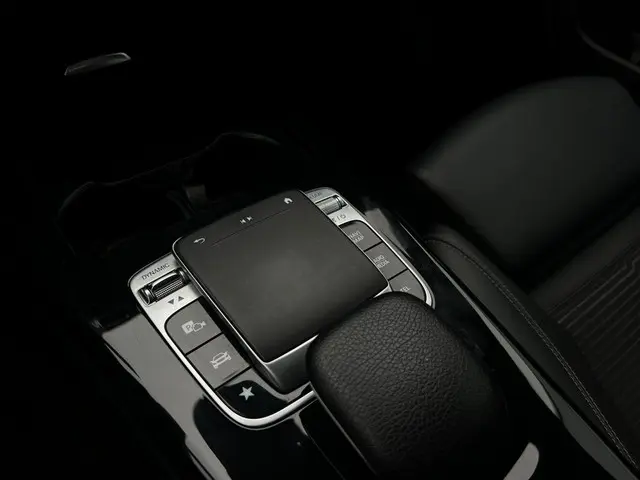 Mercedes-Benz A-Klasse 200 2019 Benzine 16