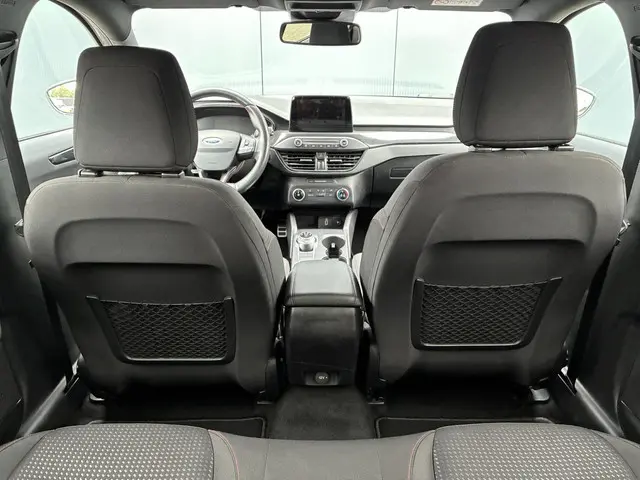 Ford Focus Wagon HELAAS VERKOCHT!!! 2019 Benzine 11