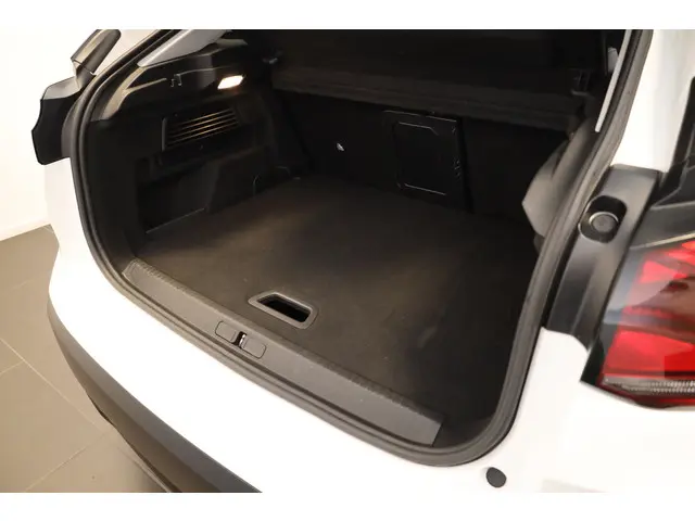 Citroën ë-C4 Shine 50 kWh 2022 Elektrisch 22