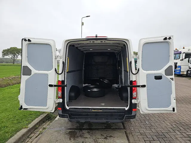 Volkswagen Crafter 35 2.0 2022 Diesel 14