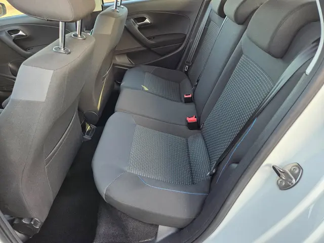 Volkswagen Polo 1.0 BlueMotion 5DRS/NAP/AIRCO 2017 Benzine 9