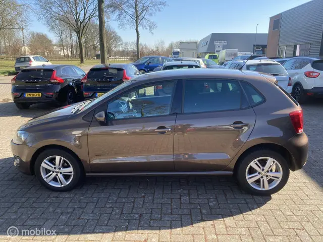 Volkswagen Polo 1.2 Easyline ----NIEUWE APK----- 2014 Benzine 7
