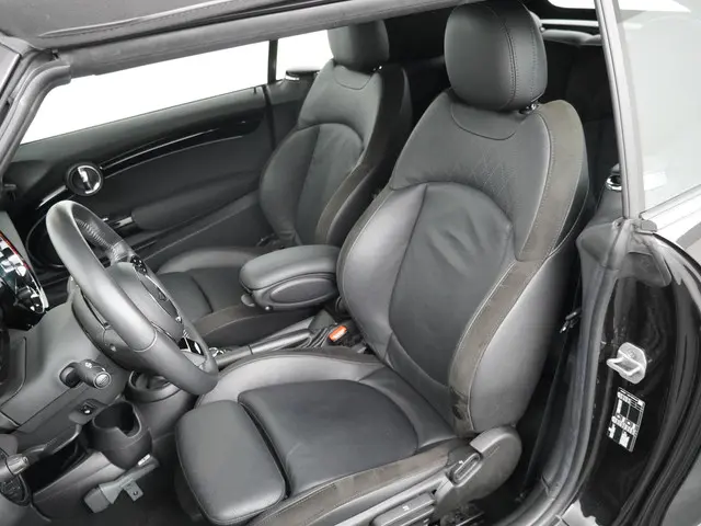 MINI Cooper Cabrio 3-deurs 2022 Benzine 4