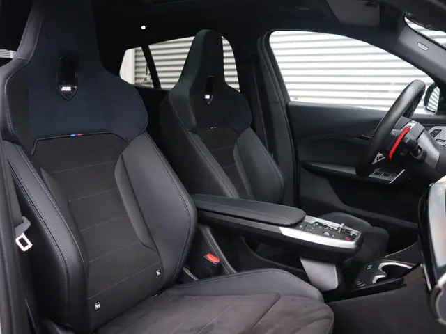 BMW X2 M35i xDrive 2025 Benzine 8