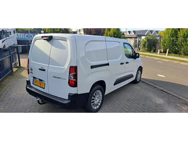 Toyota ProAce CITY 1.5 D-4D Cool Long 2022 Diesel 10