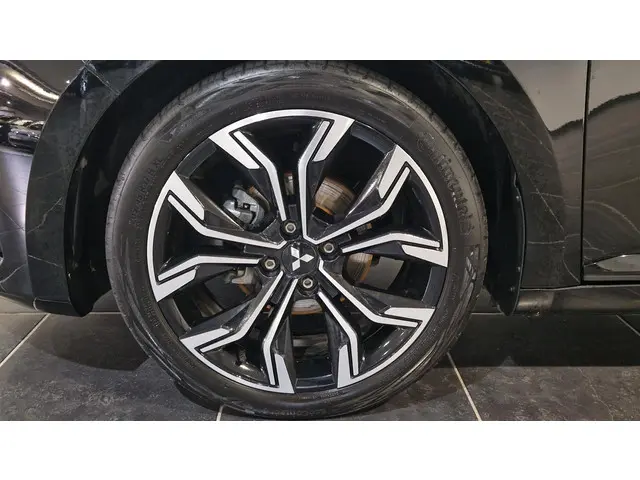 Mitsubishi Colt 1.0T First Edition 2024 Benzine 21