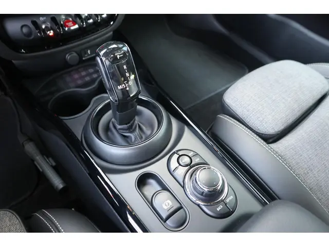 MINI Clubman Cooper 2022 Benzine 18