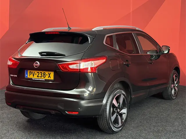 Nissan QASHQAI 2