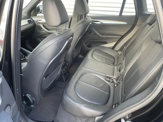 BMW X1 xDrive25e eDrive Edition 2021 Hybride Benzine 22