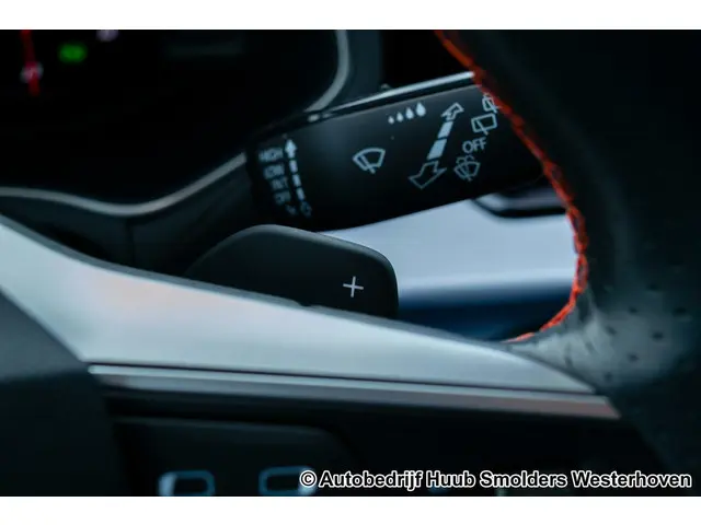 SEAT Arona 1.0 TSI FR Business Intense 2022 Benzine 33