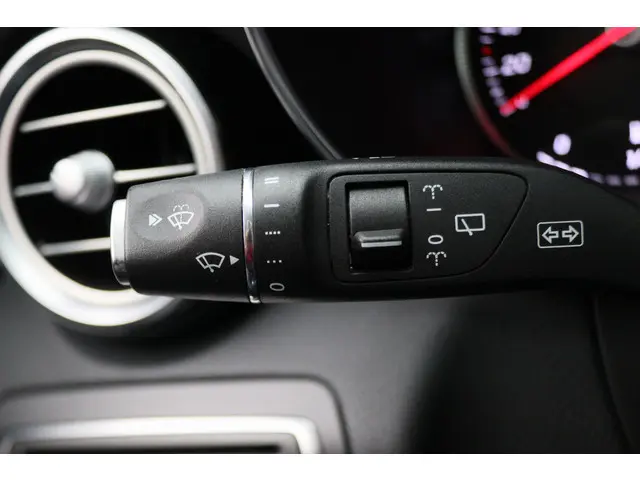 Mercedes-Benz GLC 250 d 4MATIC Prestige AMG 2016 Diesel 39