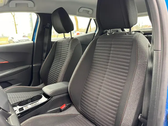 Peugeot e-2008 EV Active Pack 50 kWh 2021 Elektrisch 12