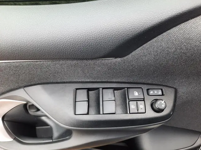 Mazda 2 Hybrid 1.5 Select 2022 Hybride Benzine 17