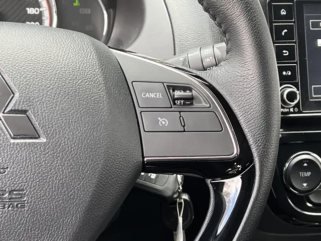 Mitsubishi Space Star 1.2 Dynamic 2024 Benzine 23
