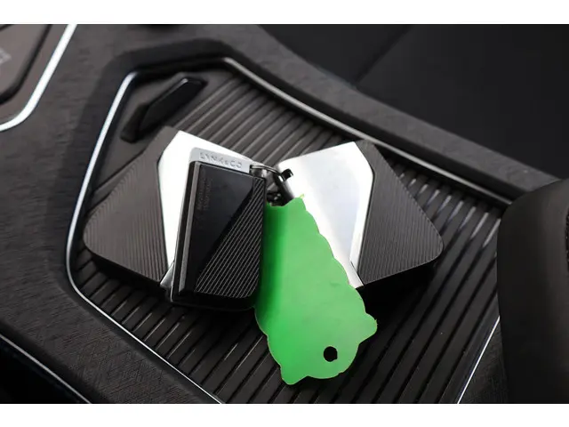 Lynk & Co 01 1.5 2024 Hybride Benzine 7