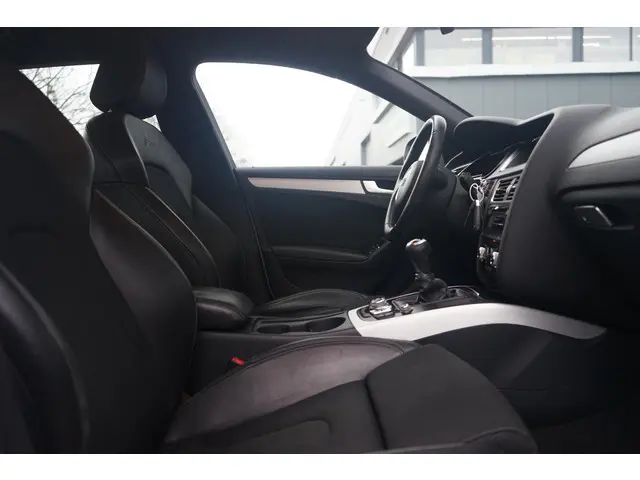 Audi A4 Avant 1.8 TFSI S-line 2013 Benzine 12