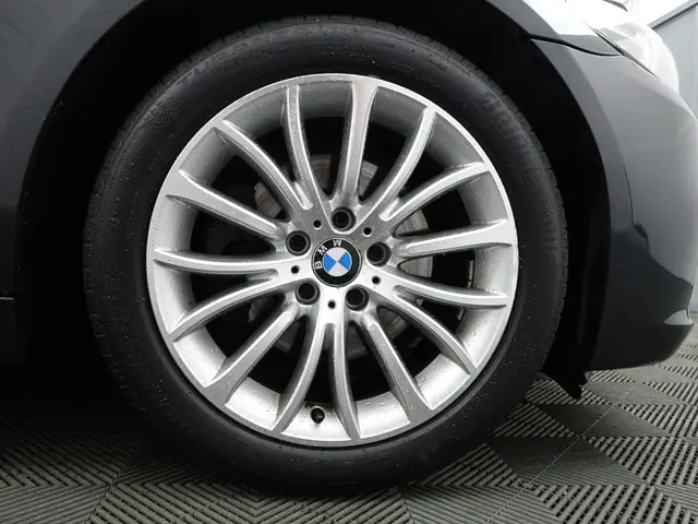 BMW 5 Serie 520i Luxury Edition Aut- 2014 Benzine 25