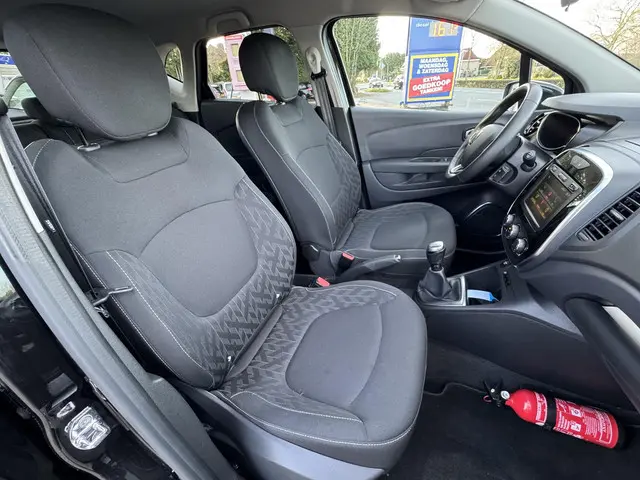 Renault Captur 0.9 TCe Limited 2020 Benzine 15