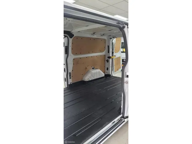 Ford Transit Custom 300 2.0 TDCI L2 2019 Diesel 9