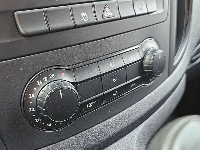 Mercedes-Benz Vito 114 2018 Diesel 11