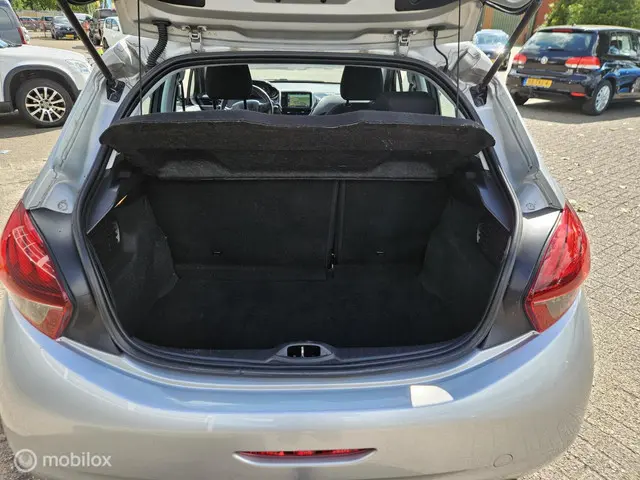 Peugeot 208 1.2 PureTech Active 2016 Benzine 11