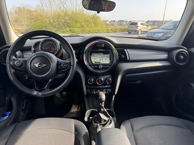 MINI Cooper Mini 1.5 Business 2016 Benzine 20
