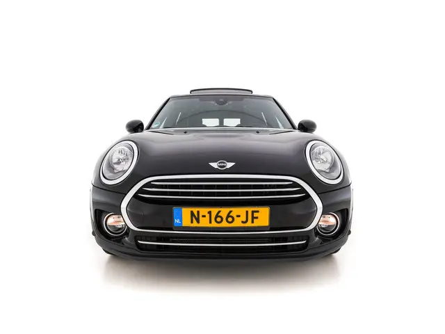 MINI Clubman Mini 1.5 Cooper Business 2015 Benzine 2