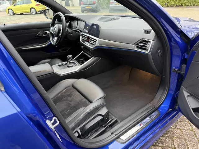 BMW 3 Serie 318i M Sportpakket 2021 Benzine 11