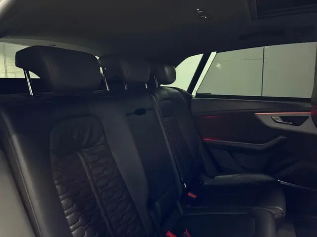 Audi RSQ8 4.0 TFSI quattro RS Seats Pano 2021 Benzine 12