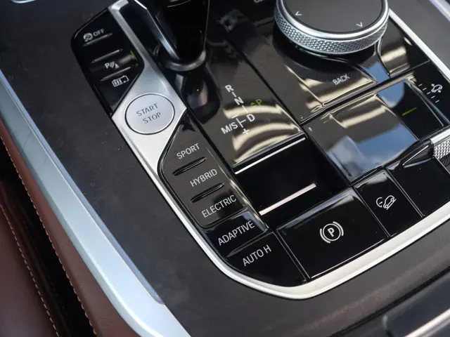 BMW X5 xDrive45e 2022 Hybride Benzine 22