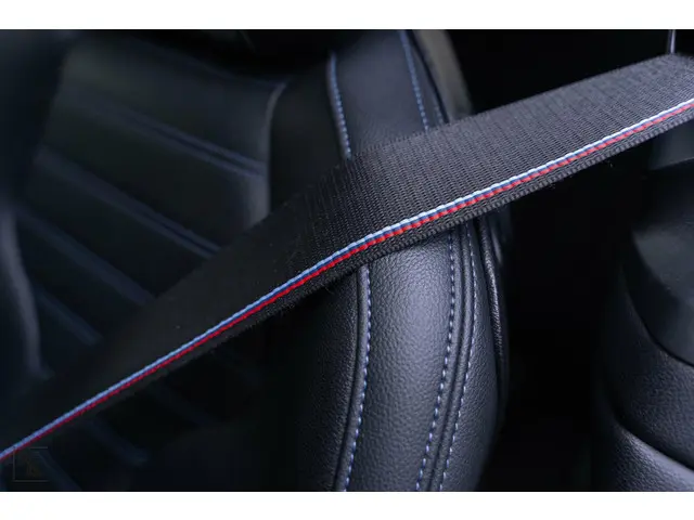 BMW 4 Serie Coupé 420d High Executive 2022 Diesel 29