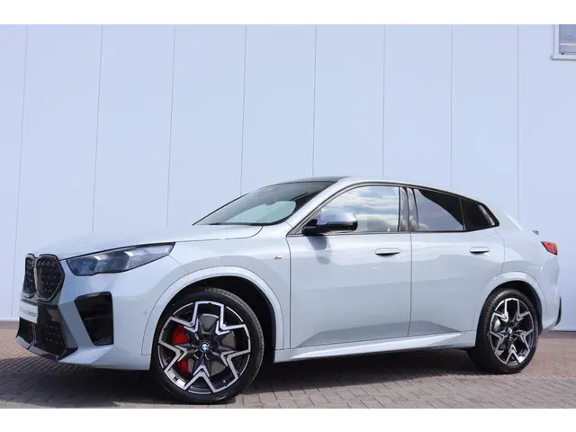 BMW X2 sDrive20i 2025 Benzine 37