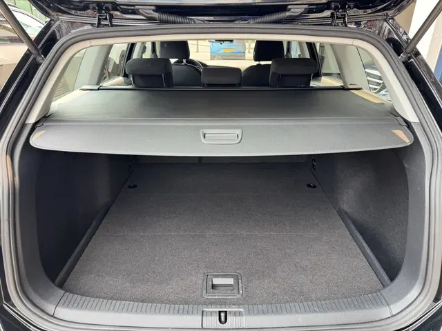 Volkswagen Golf Variant 1.2 TSI Trendline 2016 Benzine 12