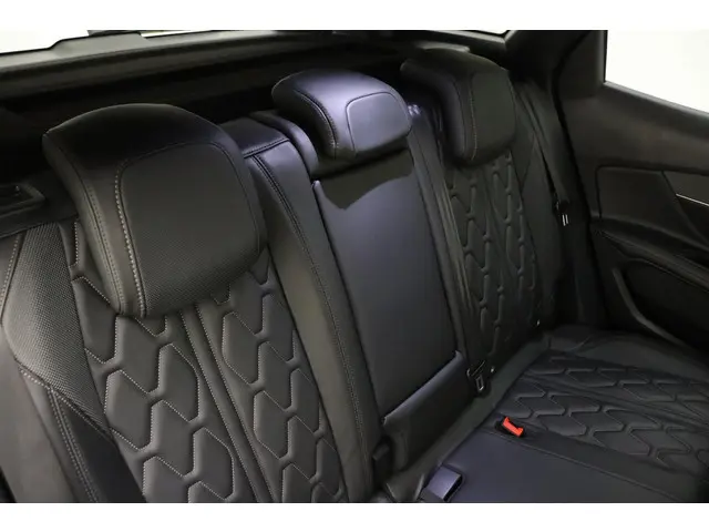 Peugeot 3008 1.6 e-THP GT Line 2018 Benzine 10