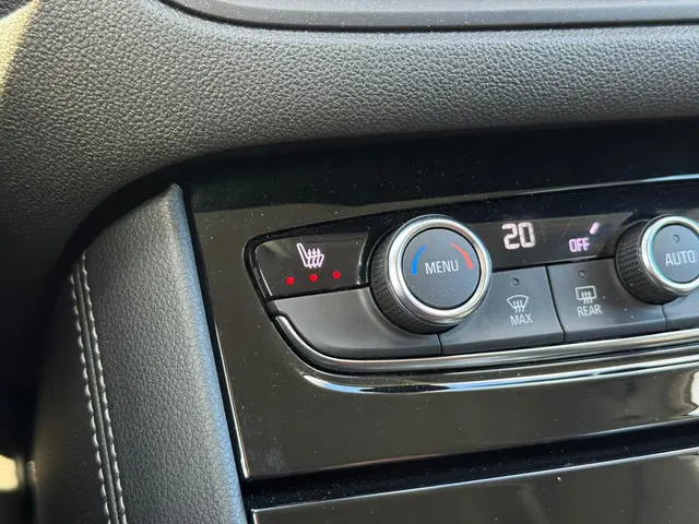 Opel Grandland 1.2 Turbo GS Line 2023 Benzine 13