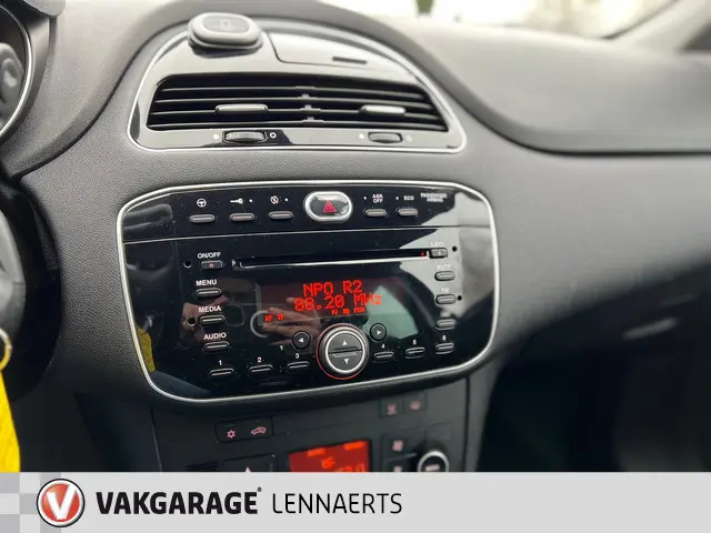 Fiat Punto Evo 0.9 TwinAir Lounge 2016 Benzine 17