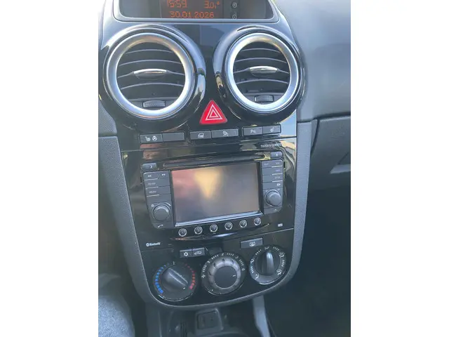 Opel Corsa 1.4-16V 2014 Benzine 7