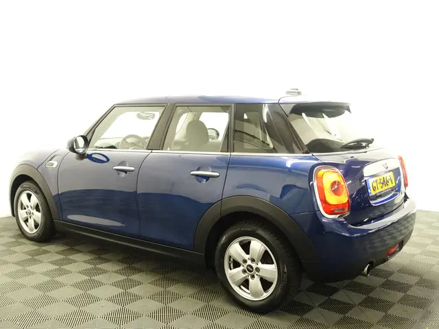 MINI Cooper 1.5 D One Salt- 2015 Diesel 5