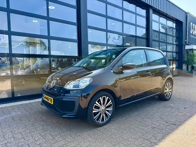 Volkswagen up! 3