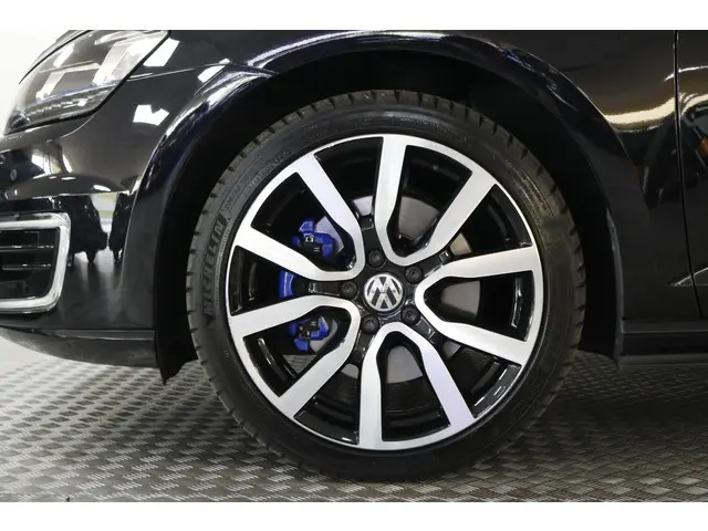 Volkswagen Golf 1.4 TSI GTE 2015 Hybride Benzine 11