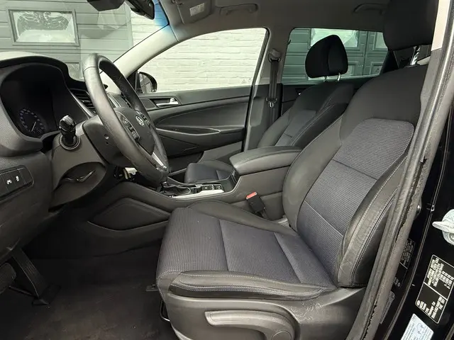 Hyundai Tucson 1.6 T-GDi Comfort 4WD 2017 Benzine 6