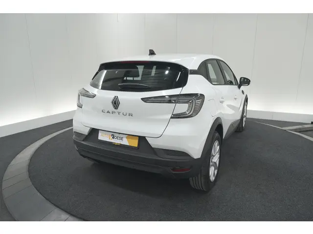 Renault Captur Mild Hybrid 160 Evolution 2024 Benzine 58