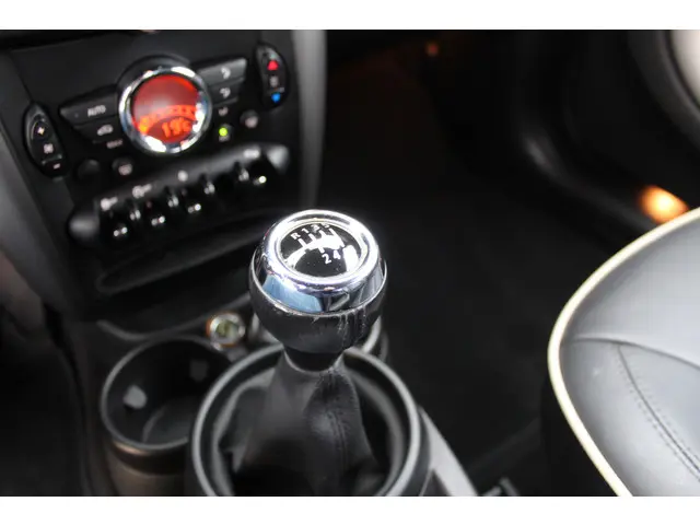 MINI Countryman Mini 1.6 Cooper Pepper 2017 Benzine 13