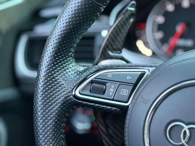 Audi RS6 Avant 4.0 TFSI RS 6 / Full options! 2014 Benzine 55